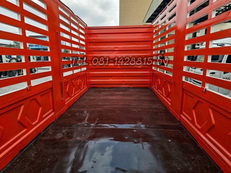 สิบล้อคอก HINO FL8J 260 แรง ปี 2559 (2895) สิบล้อคอก HINO FL8J 260 แรง ปี 2559 (2895)