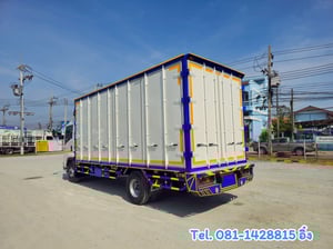หกล้อตู้สิบบาน ISUZU FRR 210 แรง ปี 2566 (8215)