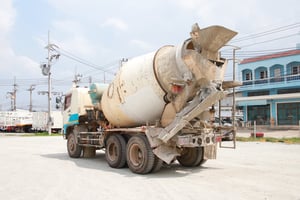 สิบล้อโม่ปูน HINO FM1A 330 แรง ปี 2555 (0742)