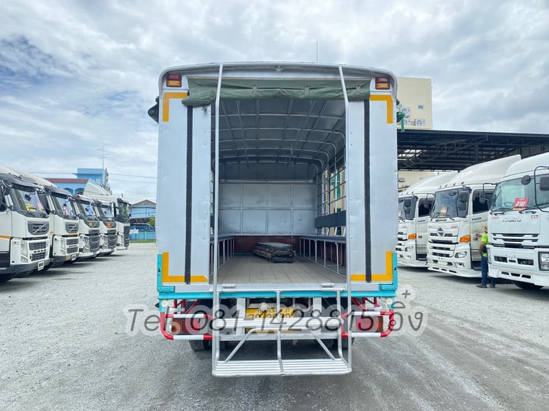 หกล้อโดยสาร HINO XZU 150 แรง ปี 2561 (2872)