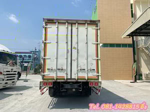 หกล้อตู้สิบบาน HINO FG8J 240 แรง ปี 2561 (4378)