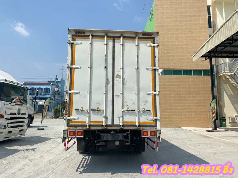 หกล้อตู้สิบบาน HINO FG8J 240 แรง ปี 2561 (4378) หกล้อตู้สิบบาน HINO FG8J 240 แรง ปี 2561 (4378)