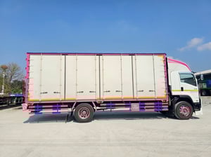 หกล้อตู้สิบบาน ISUZU FTR 240 แรง ปี 2565 (5322)