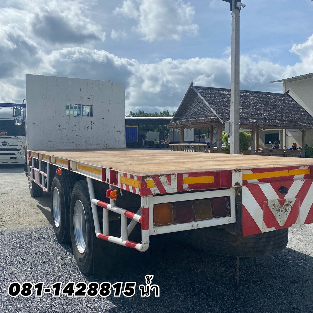 🚚 สิบล้อพื้นเรียบ ISUZU FVM 240 แรง ปี 2556 (7288) 🚚 สิบล้อพื้นเรียบ ISUZU FVM 240 แรง ปี 2556 (7288)
