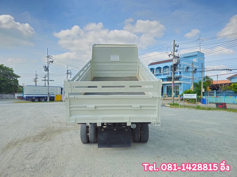 หกล้อดั้มพ์ ISUZU FRR 210 แรง ปี 2564 (3221)