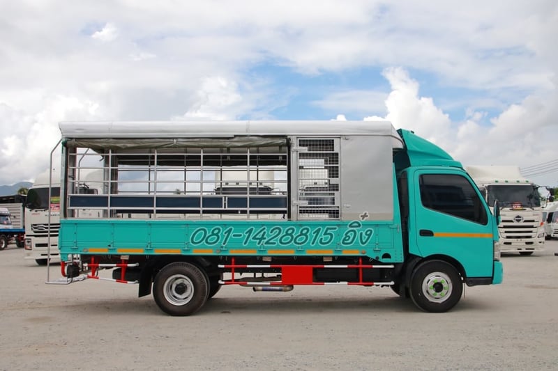 หกล้อโดยสาร HINO XZU 150 แรง ปี 2561 (2872) หกล้อโดยสาร HINO XZU 150 แรง ปี 2561 (2872)