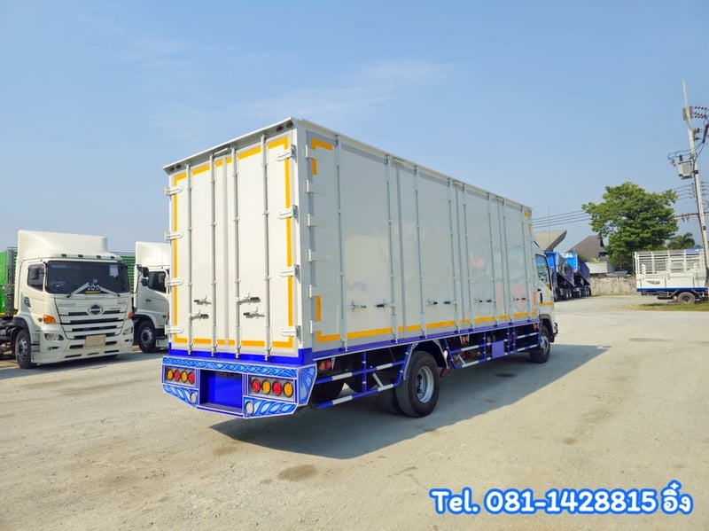 หกล้อตู้สิบบาน ISUZU FRR 210 แรง ปี 2565 (9120) หกล้อตู้สิบบาน ISUZU FRR 210 แรง ปี 2565 (9120)