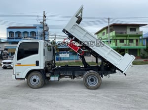 หกล้อดั้มพ์ ISUZU NMR 130 แรง ปี 2563 (2158) หกล้อดั้มพ์ ISUZU NMR 130 แรง ปี 2563 (2158)