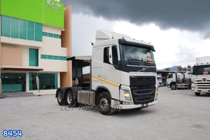 สิบล้อหัวลาก VOLVO FH 440 แรง ปี 2558 (8454) สิบล้อหัวลาก VOLVO FH 440 แรง ปี 2558 (8454)