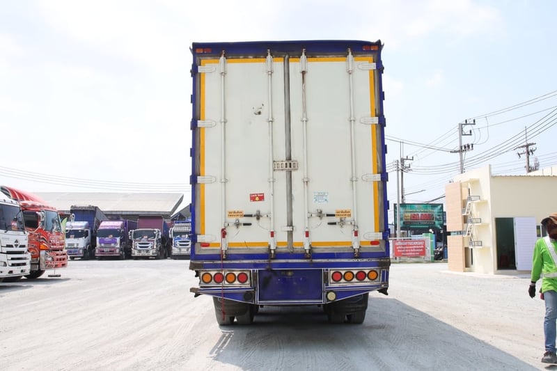 สิบล้อตู้สิบบาน HINO FL8J 260 แรง ปี 2566 (1698)