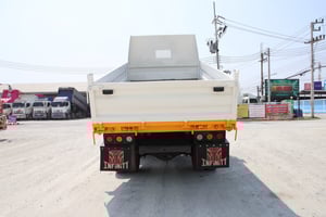 หกล้อดั้มพ์ HINO FC9J 175 แรง ปี 2565 (0793)