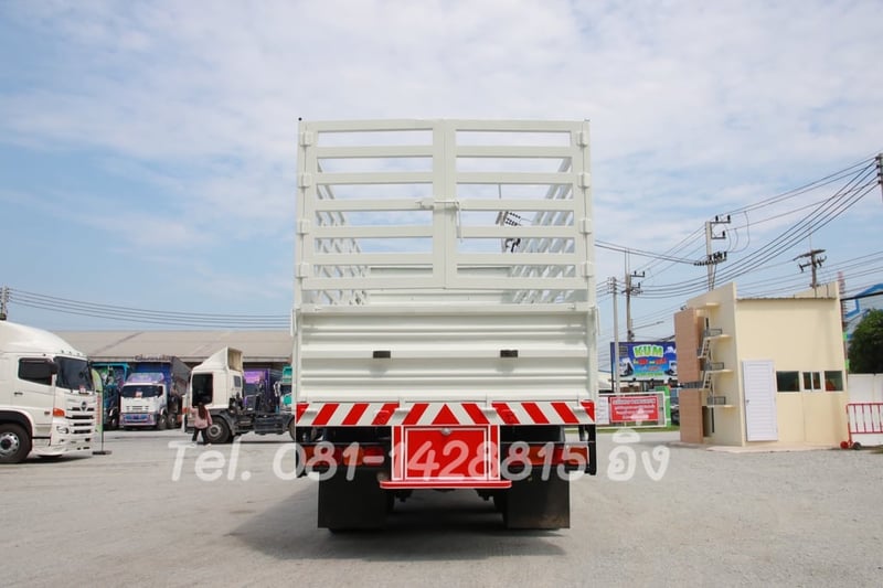 สิบล้อคอก ISUZU FVM 300 แรง ปี 2563  (4490)