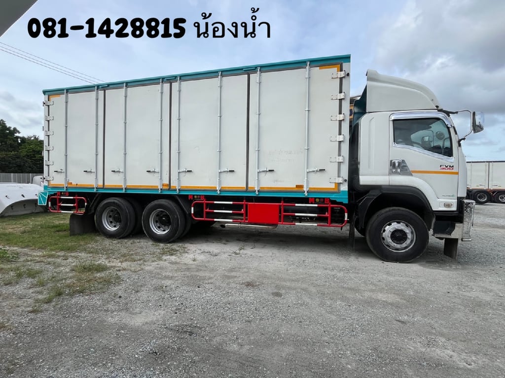 ISUZU FVM 300แรงม้า รถบรรทุก 10ล้อ ตู้แห้ง ปี2019 (0634)