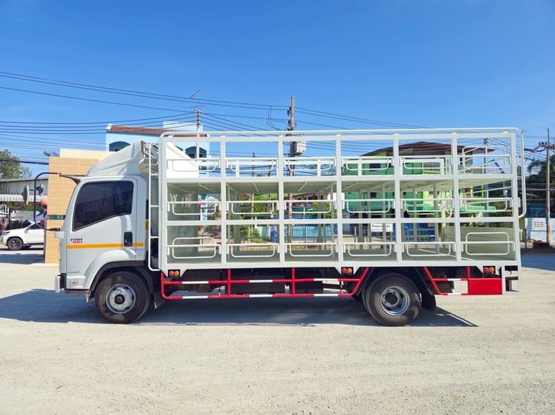 หกล้อคอก ISUZU FRR 210 แรง ปี 2564  (4513)