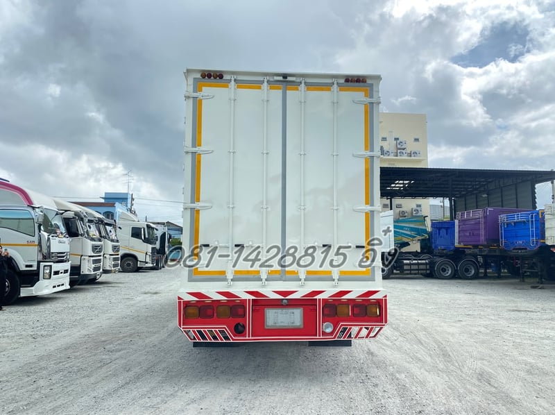 หกล้อตู้สิบบาน ISUZU FTR 240 แรง ปี 2561 (0510)