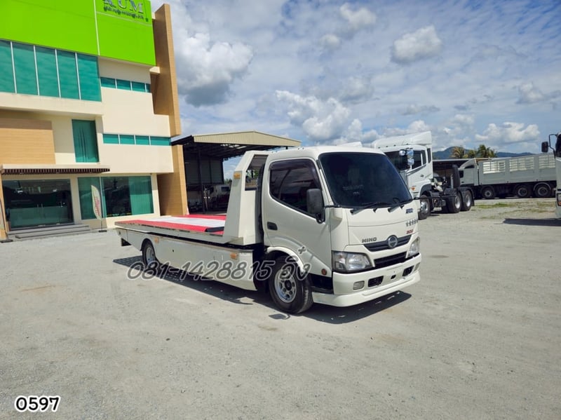 สี่ล้อสไลด์ HINO XZU 136 แรง ปี 2567 (0597)
