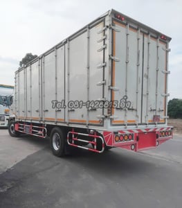 💥สินค้าราคาพิเศษ เหลือเพียง 1,470,000💥 หกล้อตู้สิบบาน HINO FG8J 240 แรง ปี 2561 (4378) 💥สินค้าราคาพิเศษ เหลือเพียง 1,470,000💥 หกล้อตู้สิบบาน HINO FG8J 240 แรง ปี 2561 (4378)