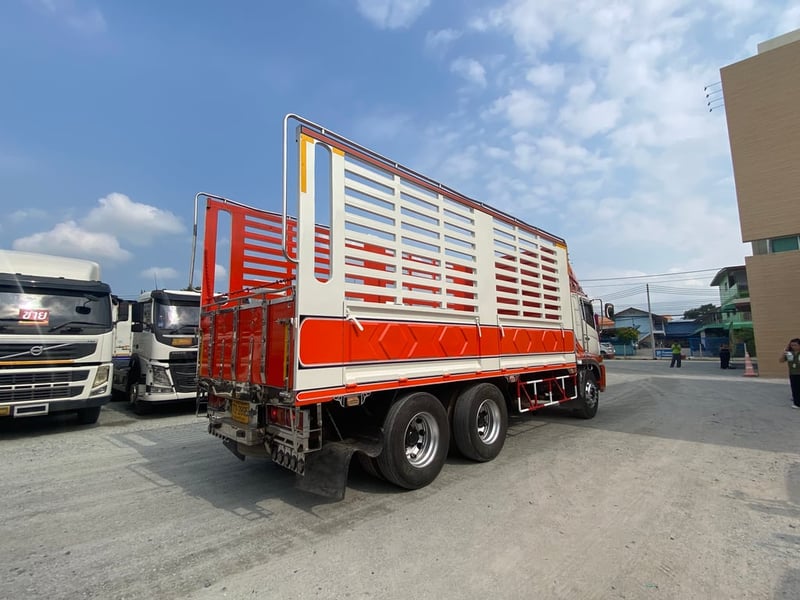 สิบล้อคอก HINO FL8J 260 แรง ปี 2559 (2895)