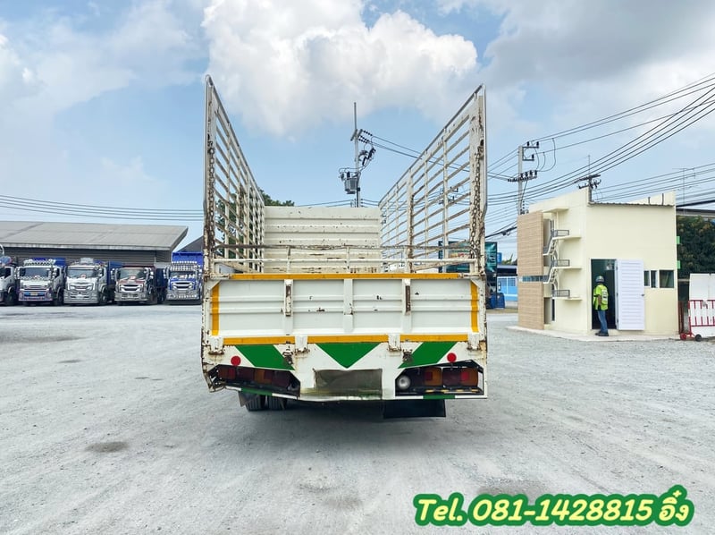 หกล้อคอก HINO FC9J 175 แรง ปี 2566 (2340) หกล้อคอก HINO FC9J 175 แรง ปี 2566 (2340)
