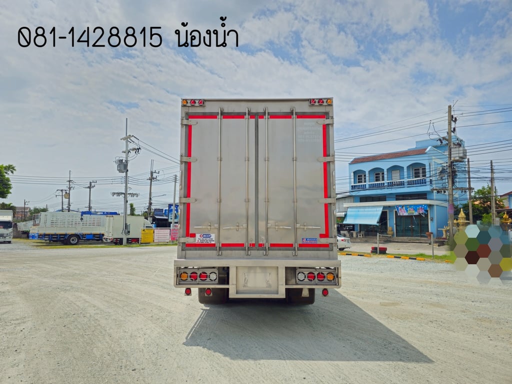 หกล้อตู้เย็น HINO FG8J 240แรง ปี 2565 (4212)