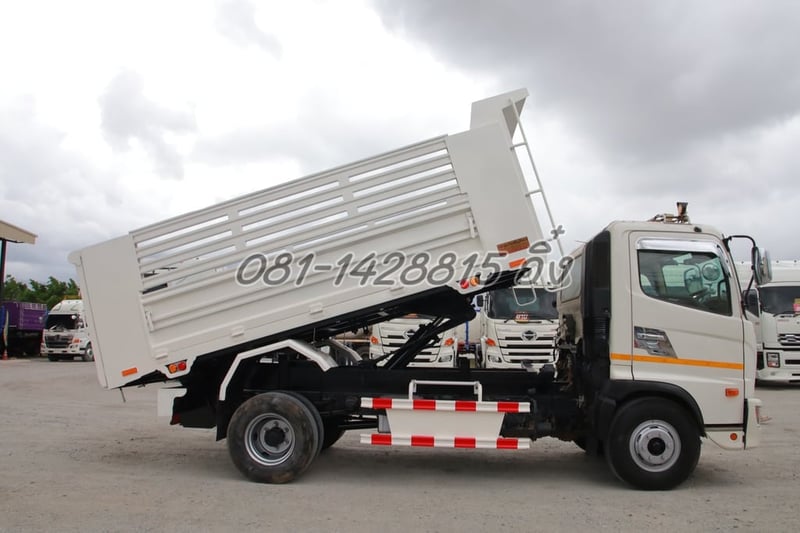 หกล้อดั้มพ์ HINO FC9J 210 แรง ปี 2564 (3210) หกล้อดั้มพ์ HINO FC9J 210 แรง ปี 2564 (3210)