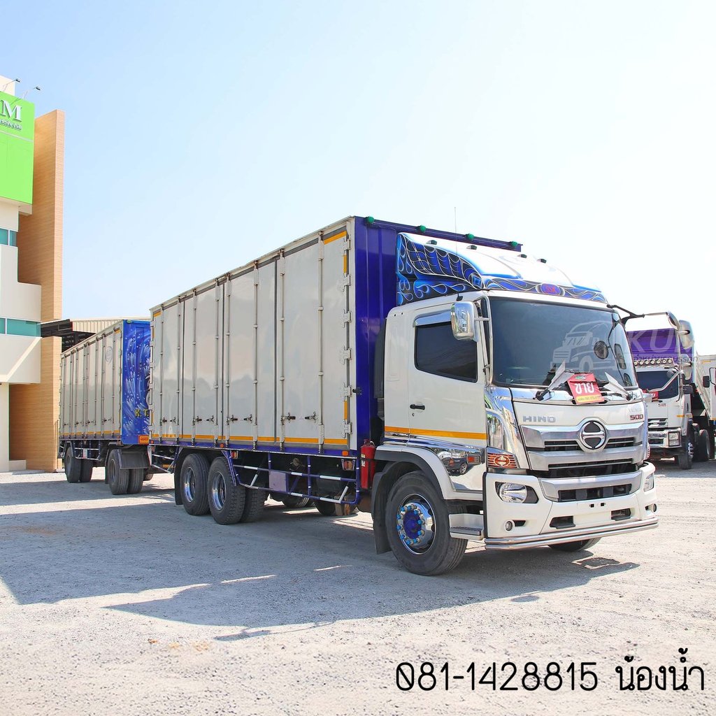 HINO FL 260แรงม้า รถบรรทุก 10ล้อ ตู้แห้ง ปี2021 (6127 6128)