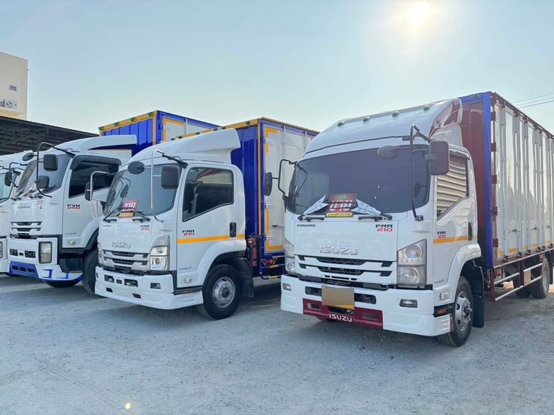 รถตู้สิบบาน