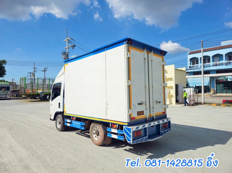 สี่ล้อตู้ ISUZU NLR 104 แรง ปี 2564 (4519) สี่ล้อตู้ ISUZU NLR 104 แรง ปี 2564 (4519)