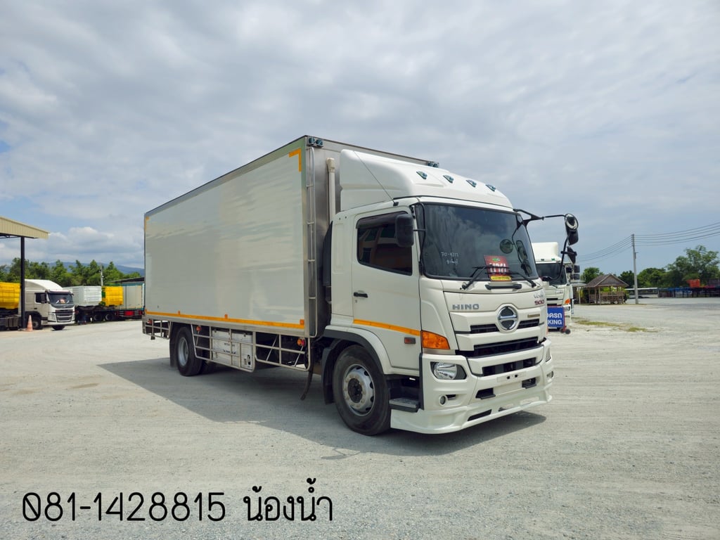 หกล้อตู้เย็น HINO FG8J 240แรง ปี 2565 (4212) หกล้อตู้เย็น HINO FG8J 240แรง ปี 2565 (4212)