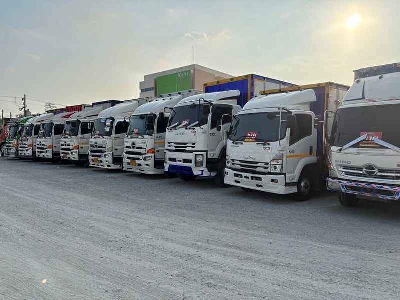 #สิบล้อหัวลาก #สิบล้อตู้ #สิบล้อดั้ม #หกล้อหัวลาก #หกล้อตู้สิบบาน 