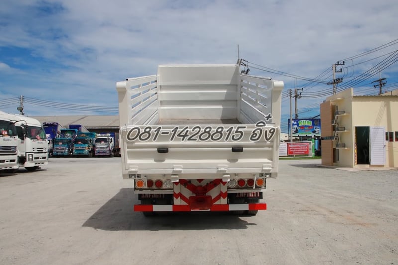 หกล้อดั้มพ์ HINO FC9J 210 แรง ปี 2564 (3210) หกล้อดั้มพ์ HINO FC9J 210 แรง ปี 2564 (3210)