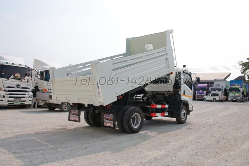 หกล้อดั้มพ์  ISUZU FRR 210  แรง ปี 2566 (4606)