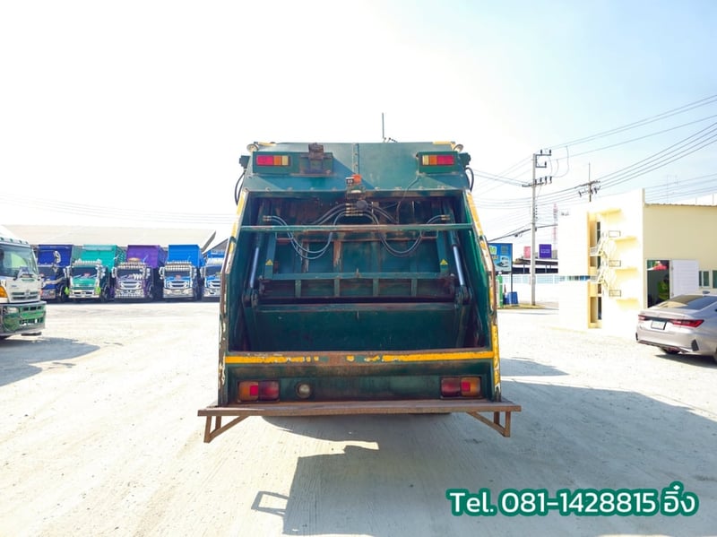 รถหกล้อบรรทุกขยะ HINO FG8J 240 แรง ปี2566 (4084)