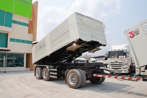 สิบล้อดั้มพ์ HINO FM1A 344 แรง ปี 2560 + หางดั้มพ์ สามเพลา อู่แม็กเทรลเลอร์ ปี 2565 (2539 3778) 