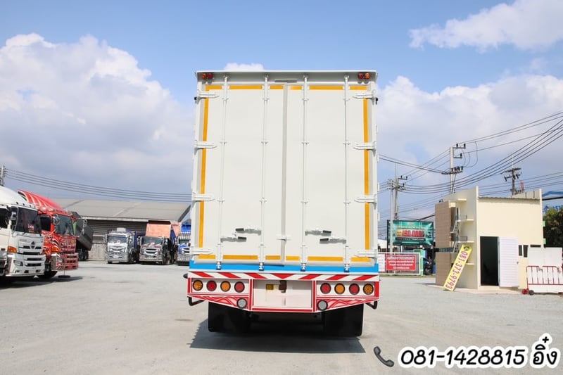 สิบล้อตู้สิบบาน HINO FL8J 260 แรง ปี 2561 (2716)