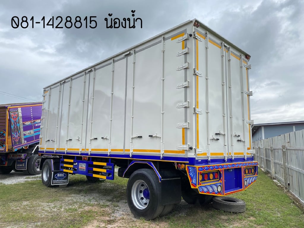 หางตู้สิบบาน สองเพลา อู่ แคร์บอย ปี 61(7805) หางตู้สิบบาน สองเพลา อู่ แคร์บอย ปี 61(7805)