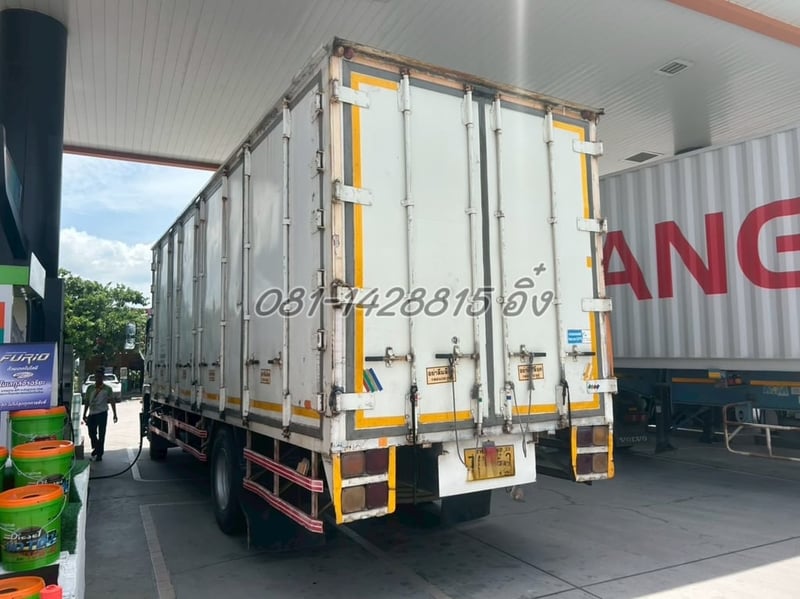 หกล้อตู้สิบบาน ISUZU FTR 240 ปี2556 (6523)