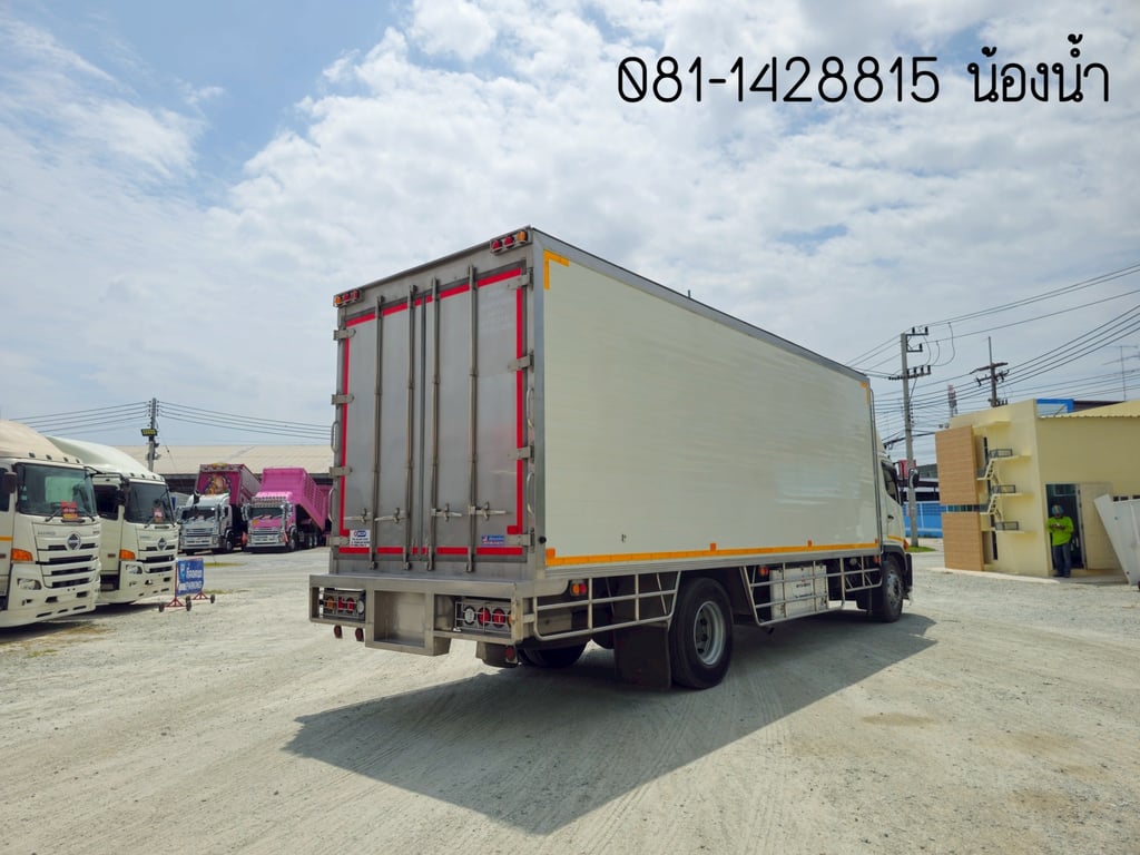 หกล้อตู้เย็น HINO FG8J 240แรง ปี 2565 (4212) หกล้อตู้เย็น HINO FG8J 240แรง ปี 2565 (4212)