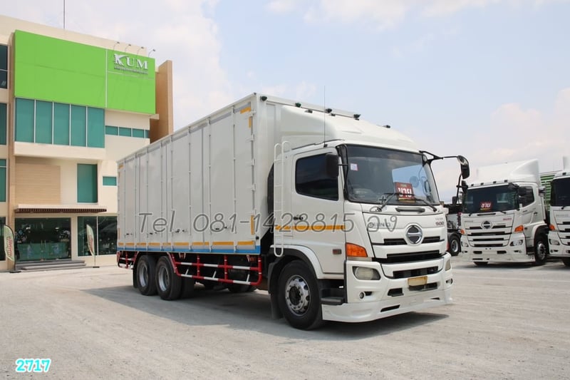 สิบล้อตู้สิบบาน HINO FL8J 260 แรง ปี 2561 (2717)