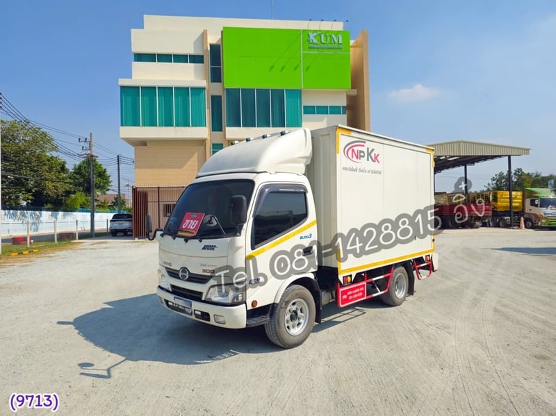 สี่ล้อตู้ HINO XZU 136 แรง ปี 67 (9713)