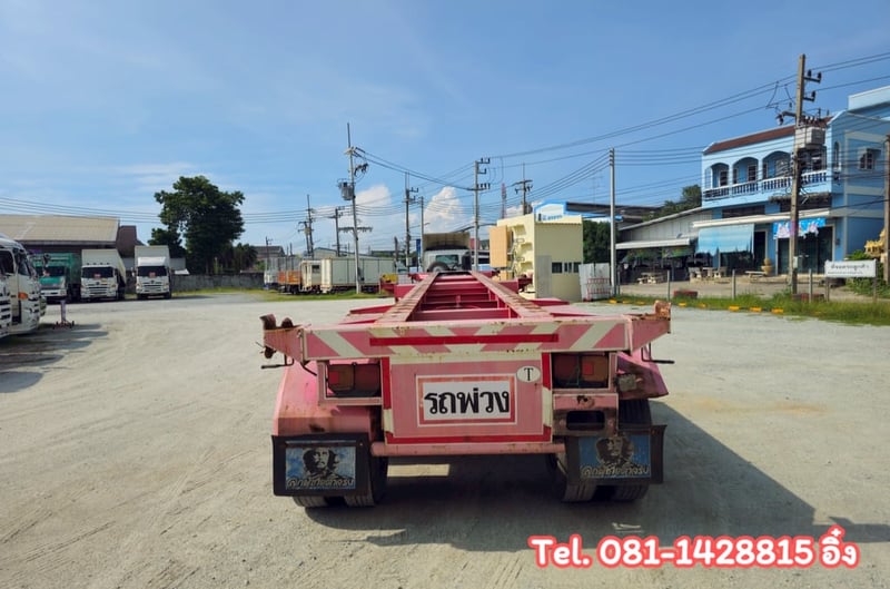 หางก้าง สามเพลา อู่สามมิตร ปี 2556 (1586) หางก้าง สามเพลา อู่สามมิตร ปี 2556 (1586)