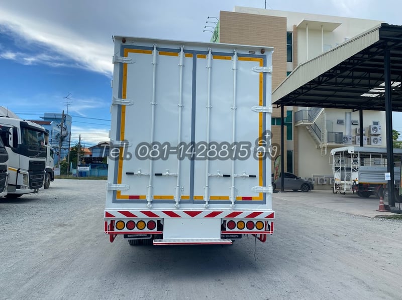💥💥ลดล้างสต๊อก ลด 100,000 บาท💥💥 หกล้อตู้สิบบาน HINO FC9J 175 แรง ปี 2556 (8338)