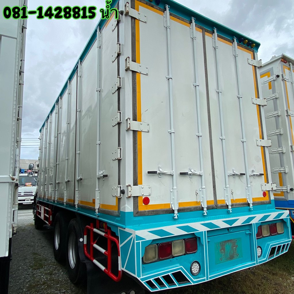 ISUZU FVM 300แรงม้า รถบรรทุก 10ล้อ ตู้แห้ง ปี2019 (0634)