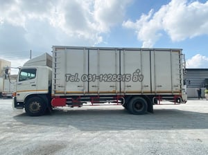 💥 รถเข้าใหม่ล่าสุด Vายตัดราคาพิเศษ💥 หกล้อตู้สิบบาน HINO FG8J 240 แรง ปี2560 (7915) 💥 รถเข้าใหม่ล่าสุด Vายตัดราคาพิเศษ💥 หกล้อตู้สิบบาน HINO FG8J 240 แรง ปี2560 (7915)