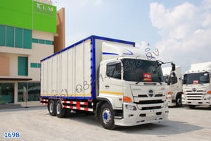 สิบล้อตู้สิบบาน HINO FL8J 260 แรง ปี 2566 (1698) สิบล้อตู้สิบบาน HINO FL8J 260 แรง ปี 2566 (1698)