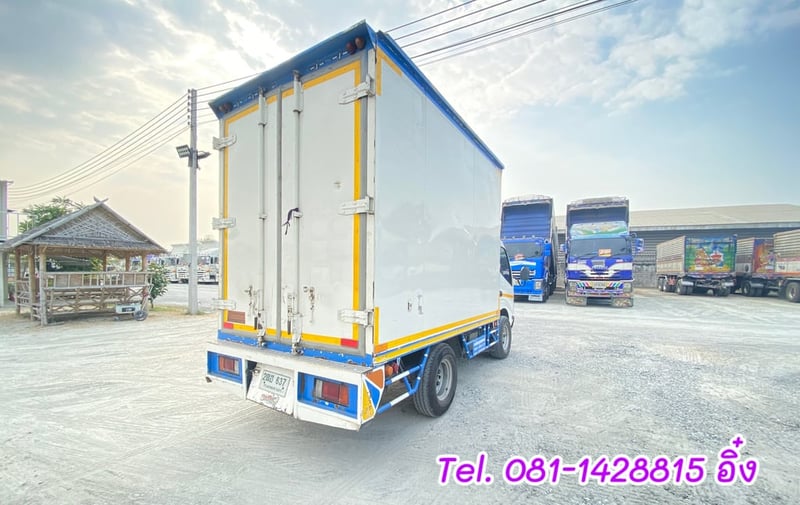 สี่ล้อตู้จัมโบ้ HINO XZU 136 แรงม้า ปี2563 (637)
