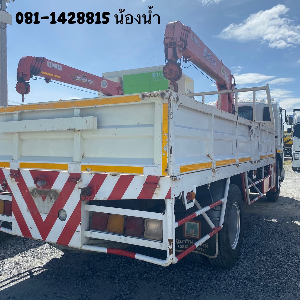 ISUZU FTR 240แรงม้า รถบรรทุก 6ล้อ กระบะเหล็กติดเครน ปี2014 (0947)