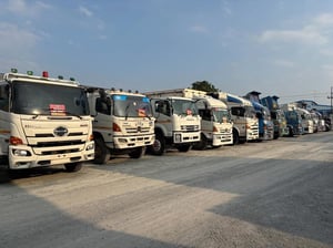 สิบล้อหัวลาก