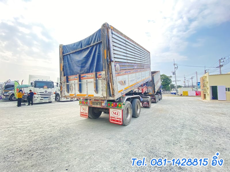 สิบสองล้อดั้มพ์ ISUZU FYH 360 แรง ปี 2557 (8189,8190)