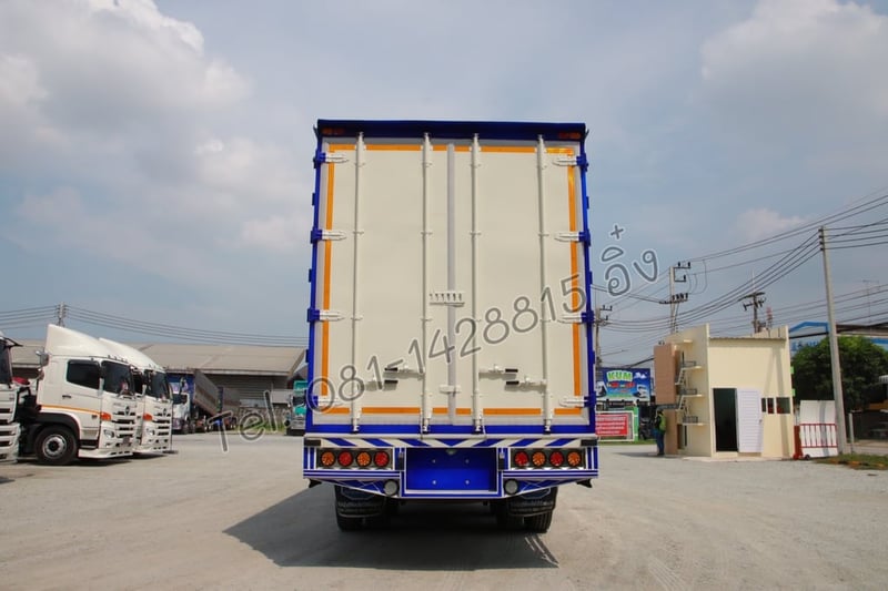 💥💥โปรล้างสต๊อก 2,220,000 บาท💥💥 สิบล้อตู้สิบบาน HINO FL8J 260 แรง ปี 2566 (1698) 💥💥โปรล้างสต๊อก 2,220,000 บาท💥💥 สิบล้อตู้สิบบาน HINO FL8J 260 แรง ปี 2566 (1698)